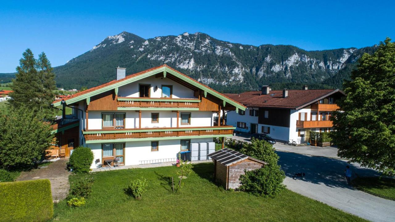 Aparthotel Chiemgaufuchs - Chiemgaukarte Neu Ab Mai 2025! Inzell Exteriér fotografie